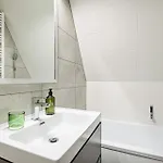 Lägenhet Urbannesrtapartments-mat5